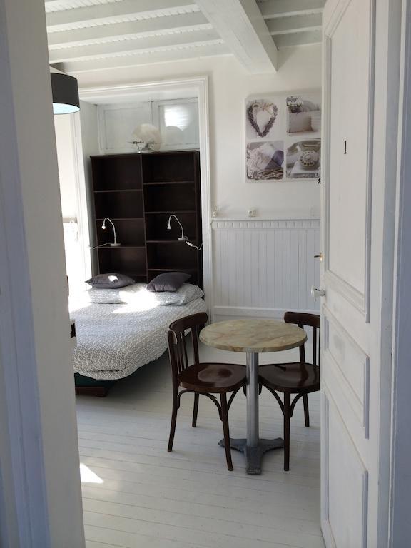 Le Gite Pien Apartment Wignehies Room photo